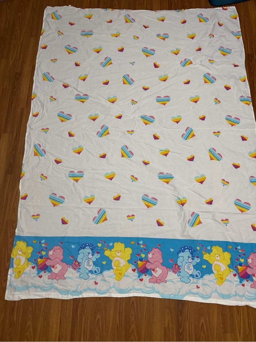 VTG 2002 Care Bears Rainbow Hearts Sweet Dreams twin flat sheet